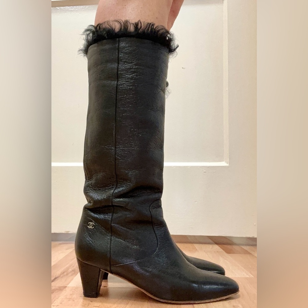 Chanel black glossy fur lined foldover boots worn 3 ways